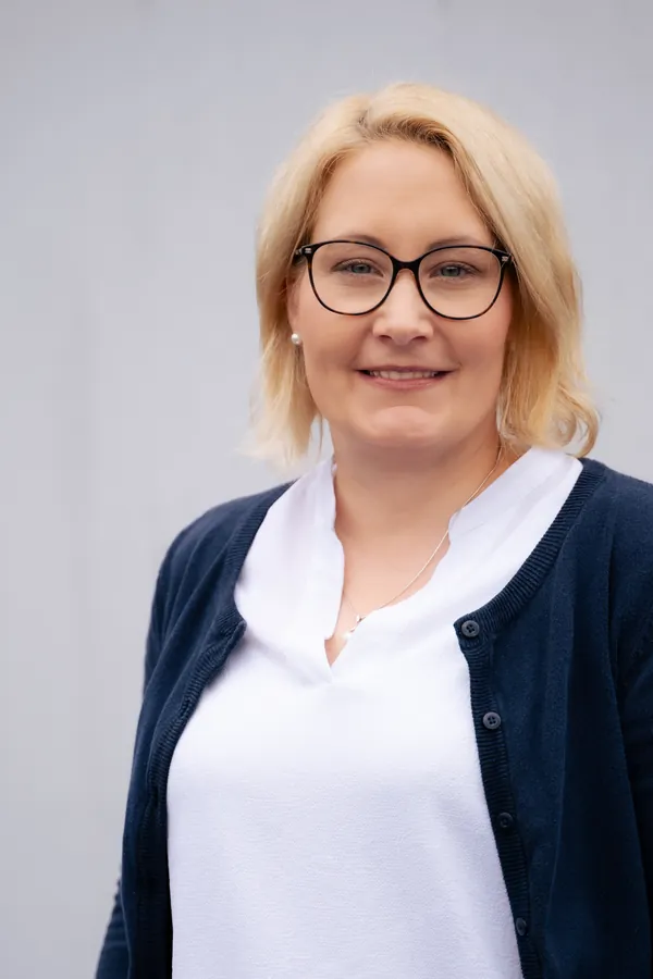 Porträt: Claudia Fünders